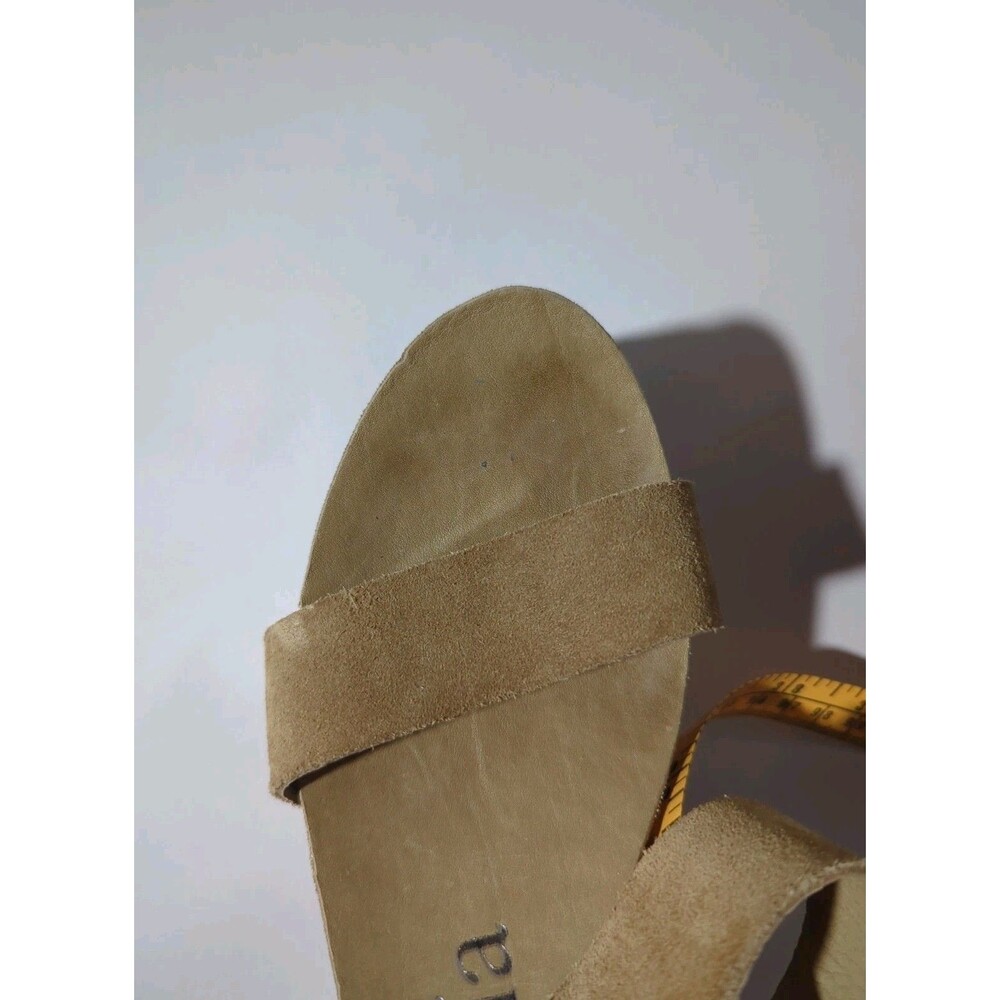 Pedro Garcia Sz 38.5 US 8.5 ? Beige Suede Ankle Strap Wedge Sandal Platform Chic - Picture 14 of 16
